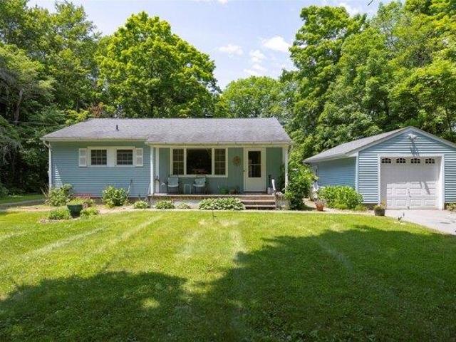 House for sale in Salt Point