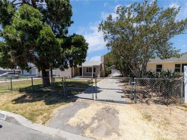 House for sale in Highland, California