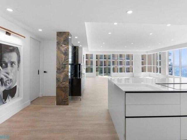 Condo for sale in San Juan