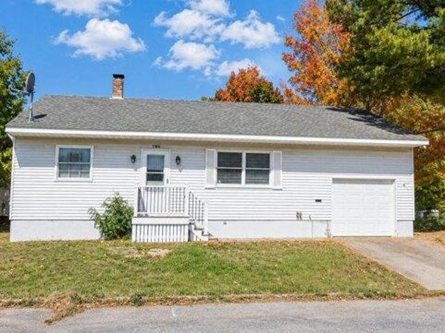House for sale in Sanford, York County