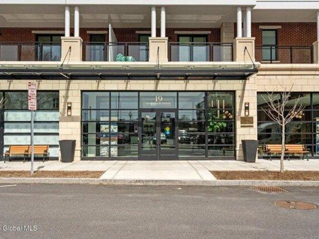 Condo for sale in Saratoga Springs