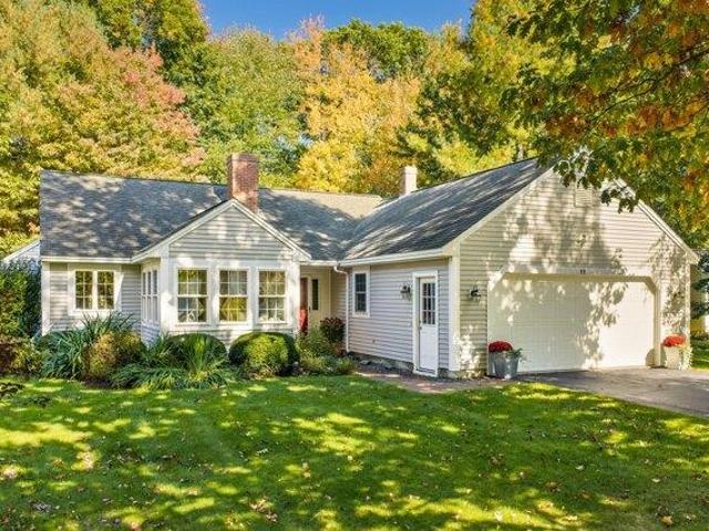 House for sale in Scarborough, Cumberland County