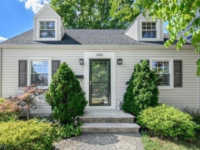 House for sale in Scotch Plains, New Jersey
