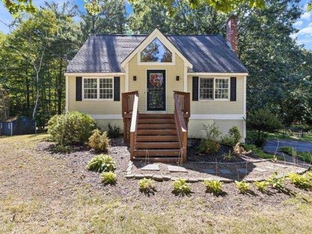 House for sale in Seabrook, Rockingham County