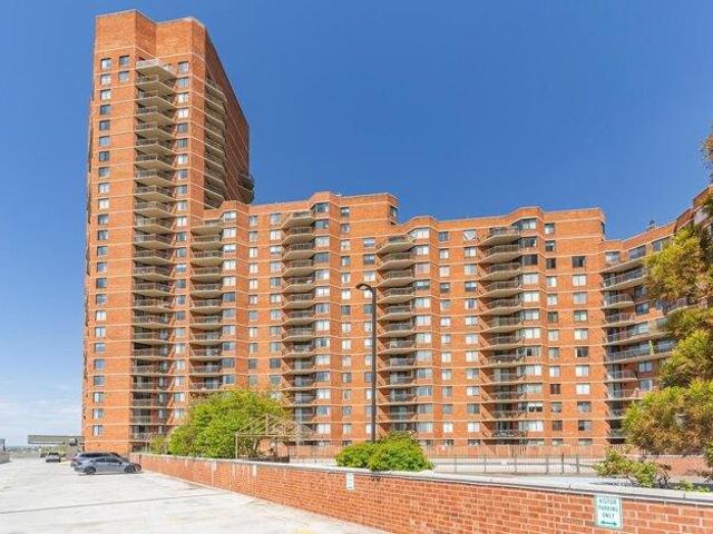 Condo for sale in Hudson, New Jersey