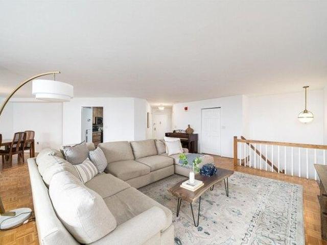 Condo for sale in Hudson, New Jersey