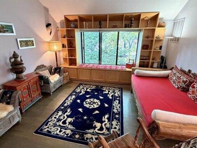 House for sale in Harmon Cove, Secaucus