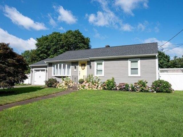 House for sale in North Seekonk, Seekonk