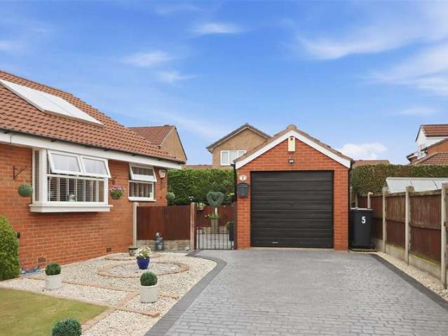 Farm for sale in Loundsley Green, East Midlands