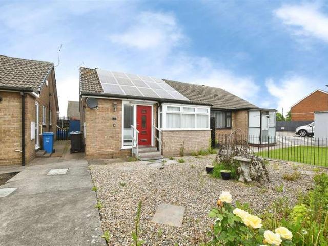 Farm for sale in Bransholme, Hull