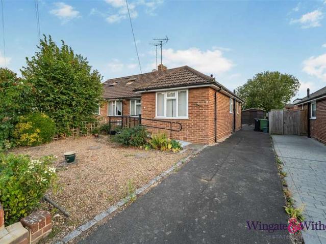 Farm for sale in Byfleet, Woking
