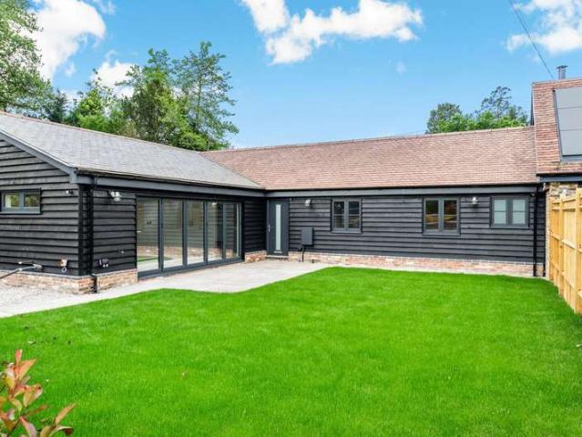 Farm for sale in Hillview, Surrey