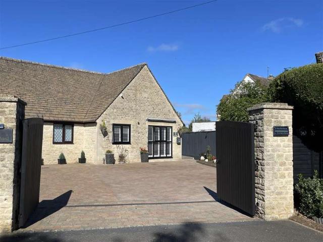 Farm for sale in Bourton-on-the-Water, Cotswold