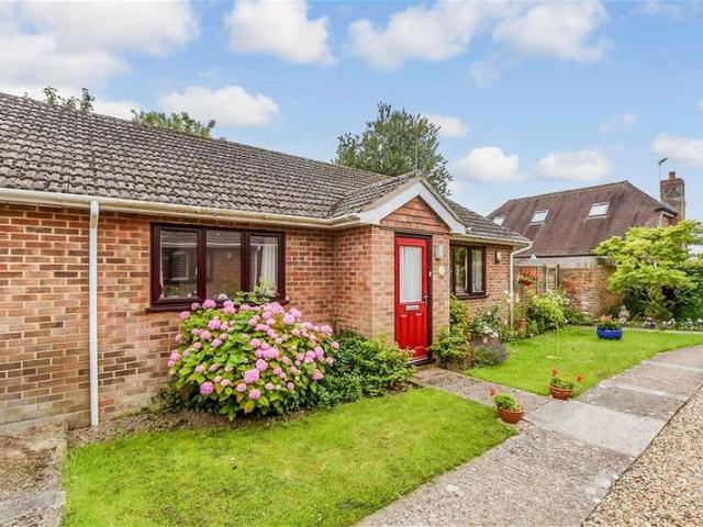Farm for sale in Brabourne Lees, Bridgefield