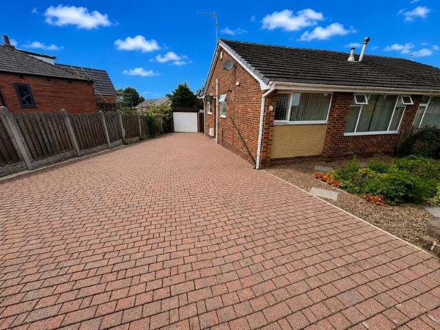 Farm for sale in Firthcliffe, Heckmondwike