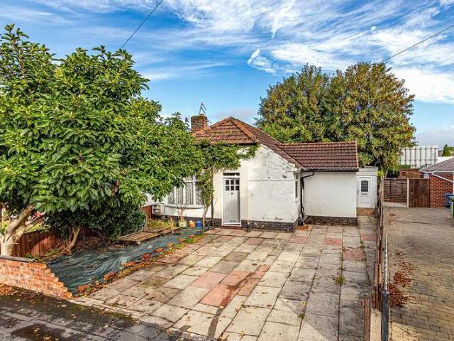 Farm for sale in Woodsend, Trafford Park