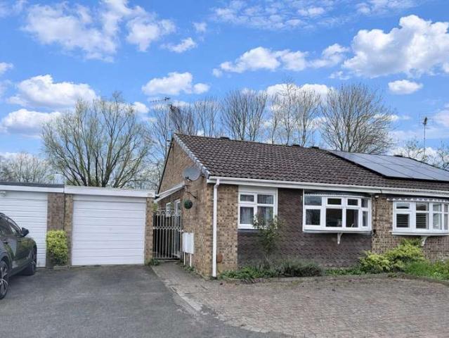 Farm for sale in Woodloes Park, Green Close