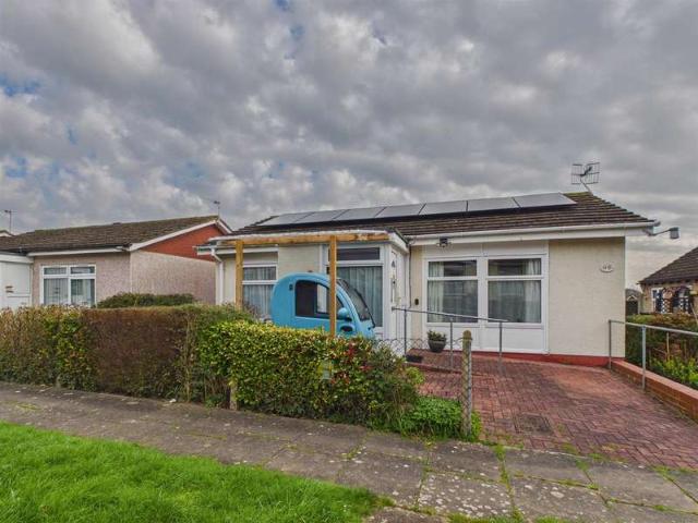Bungalow for sale in Forthampton, Worcestershire