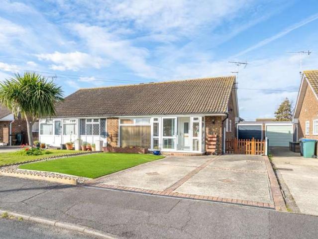 Farm for sale in Bersted, Clapham