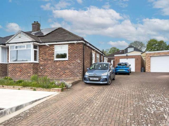 Farm for sale in Hove Edge, Bailiff Bridge