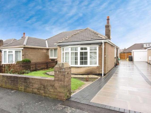 Farm for sale in Whitkirk, Austhorpe