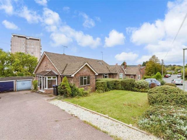 Farm for sale in Pachesham Park, Surrey
