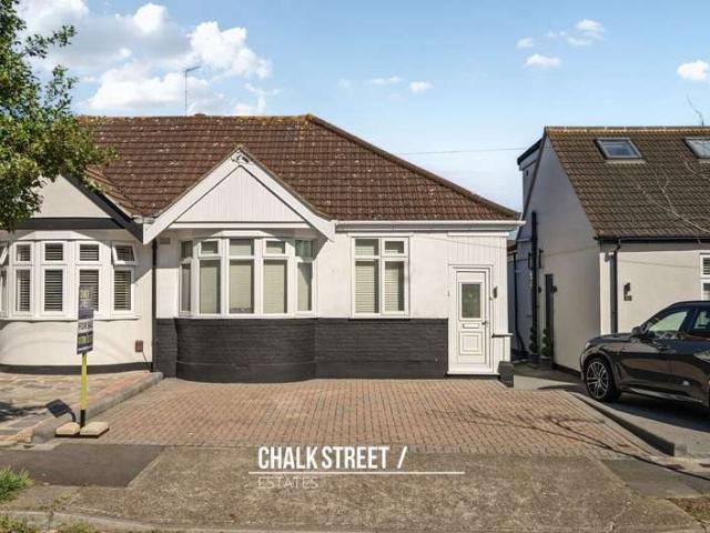 Farm for sale in Hornchurch, Greater London