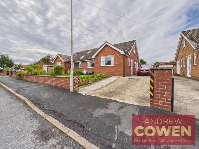 Farm for sale in Burniston