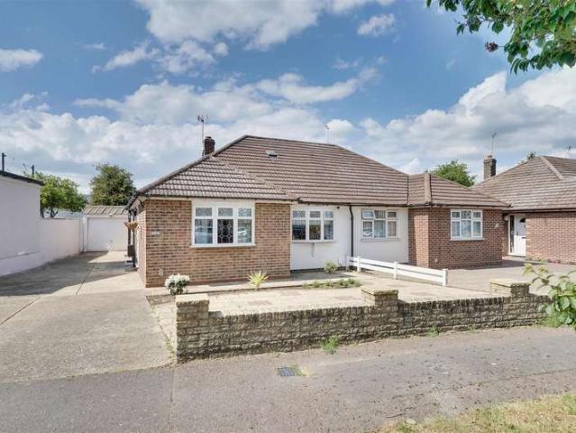 Farm for sale in Broxbourne, Hertfordshire