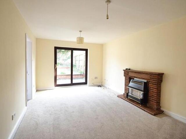 Bungalow for rent in Hall Green, West Midlands