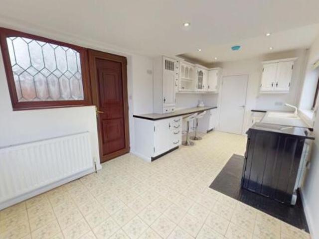 Bungalow for rent in Stoke-on-Trent