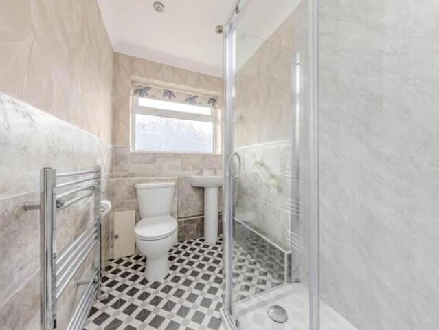 Bungalow for rent in Stoke-on-Trent