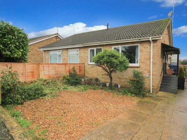 House for rent in Lyons, Greater London