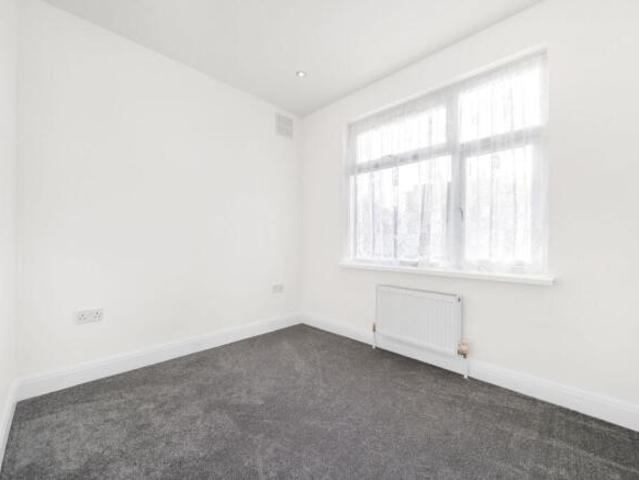 Bungalow for rent in Chislehurst, Greater London