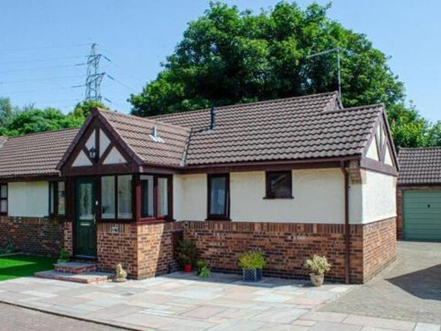 House for rent in Castle, Leftwich