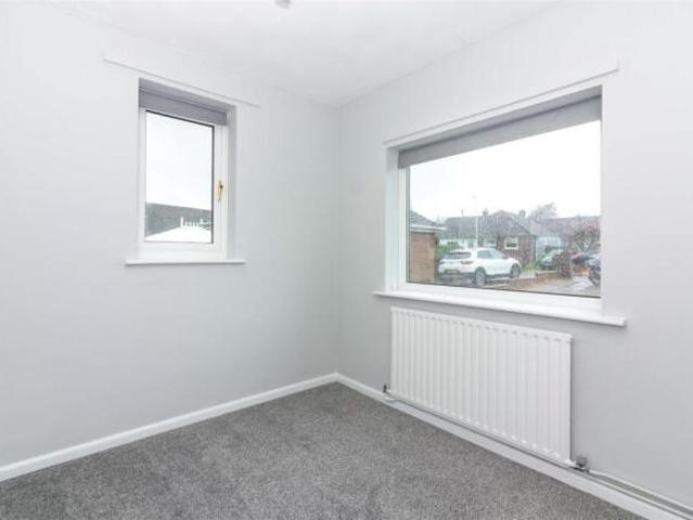 Bungalow for rent in Worthing, West Sussex