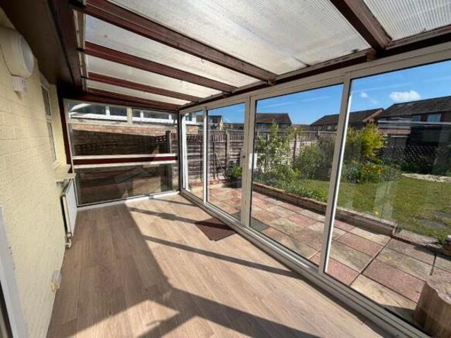Bungalow for rent in Brompton, Chatham