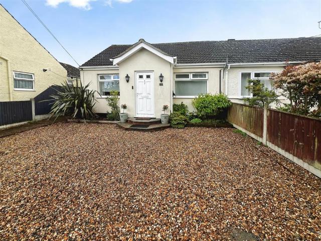 Bungalow for sale in Eastbridge, Suffolk
