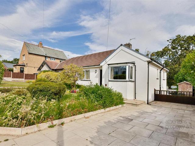 Bungalow for sale in Paradise, Lancashire