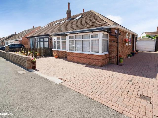 Bungalow for sale in Moortown, West Yorkshire