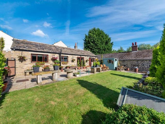 Bungalow for sale in Lascelles Hall, Kirkburton