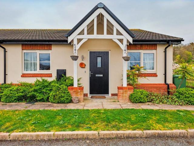 Bungalow for sale in Crookhill, Worcestershire
