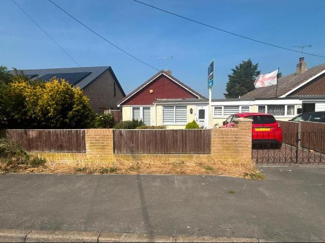 Bungalow for sale in Leysdown, Oad Street