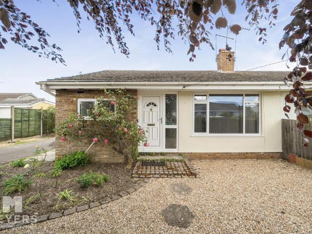 Bungalow for sale in Wool, East Burton
