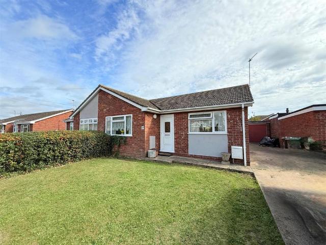 Bungalow for sale in Caister-on-Sea, Great Yarmouth