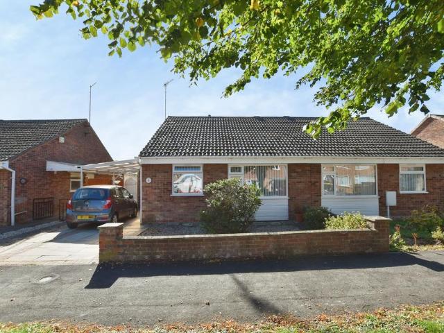 Bungalow for sale in Stamford, South Kesteven