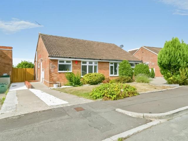 Bungalow for sale in Cwm Talwg, Barry