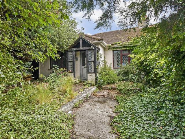 Bungalow for sale in Westwood, Acol