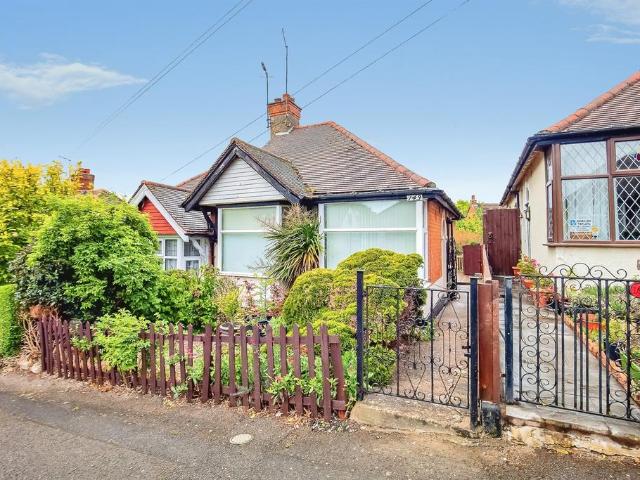 Bungalow for sale in Kingsthorpe, Northamptonshire