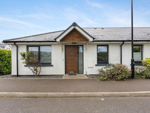 Bungalow for sale